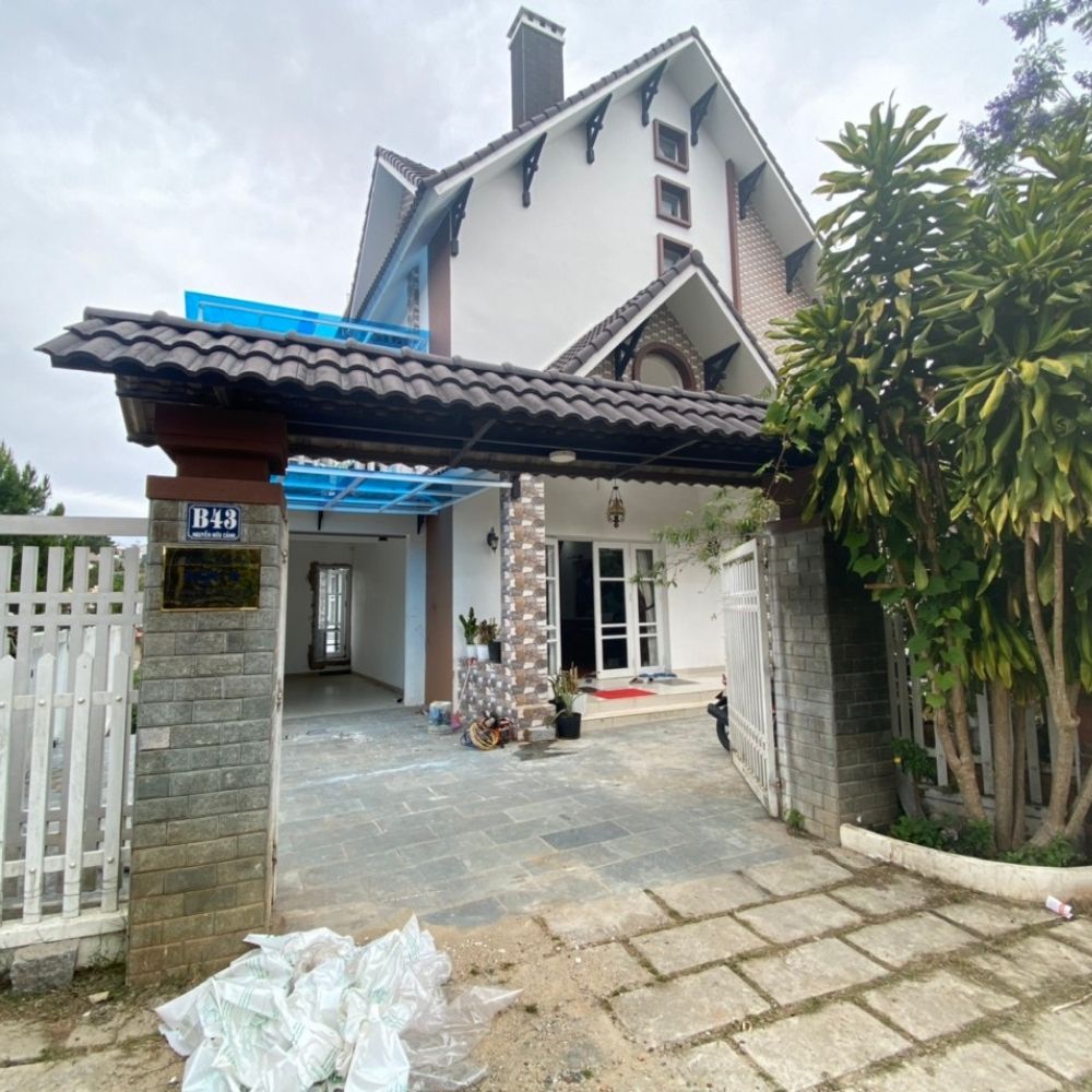 Cho thuê nhà, Nguyễn Hữu Cảnh, Phường 8, thành phố Đà Lạt, 172m2, Đường nhựa ô tô 5m